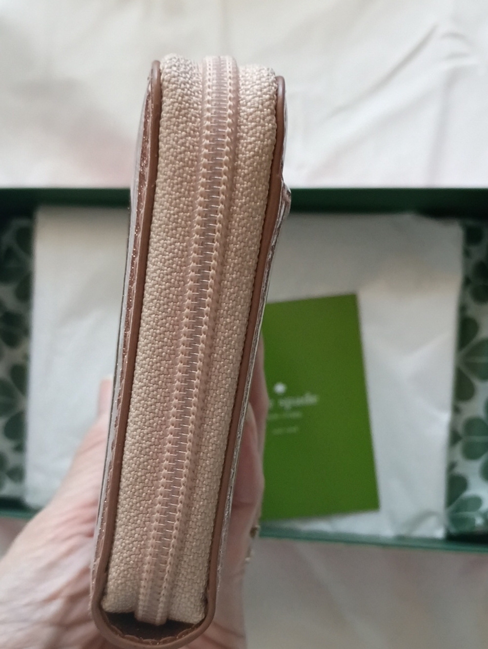 Kate Spade shimmering Rose gold pink glitter wallet new - Picture 11 of 13